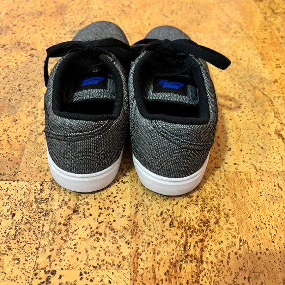 EUC Nike Boy SB Check‎ Solarsoft Canvas Sneakers Size 4Y - Picture 5 of 11